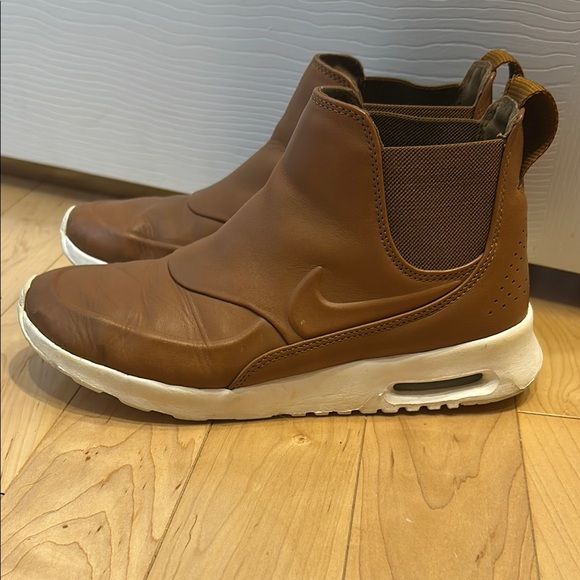 Nike Womens Air Max Thea Mid - Picture 2 of 3